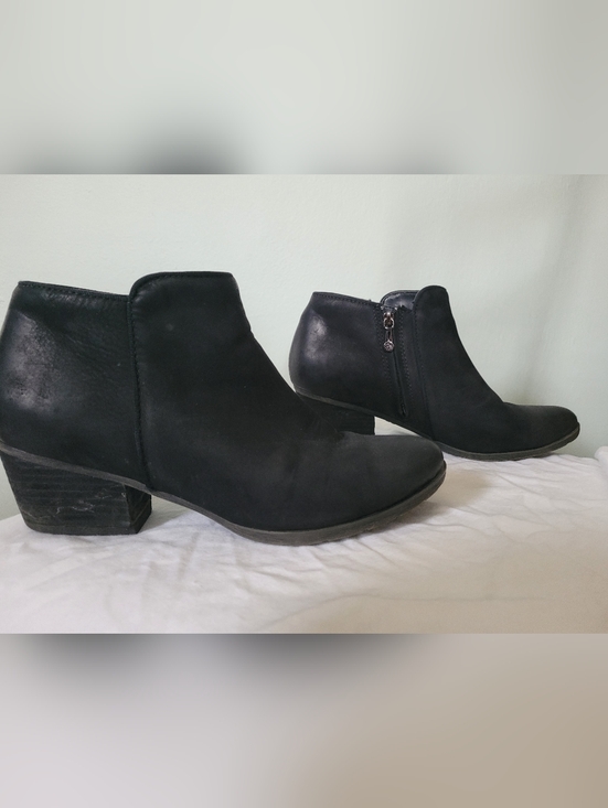 Blondo Shoes - Women's Black Low-Heel Waterproof Ankle Booties with Side Zip - Blondo - 9.5
